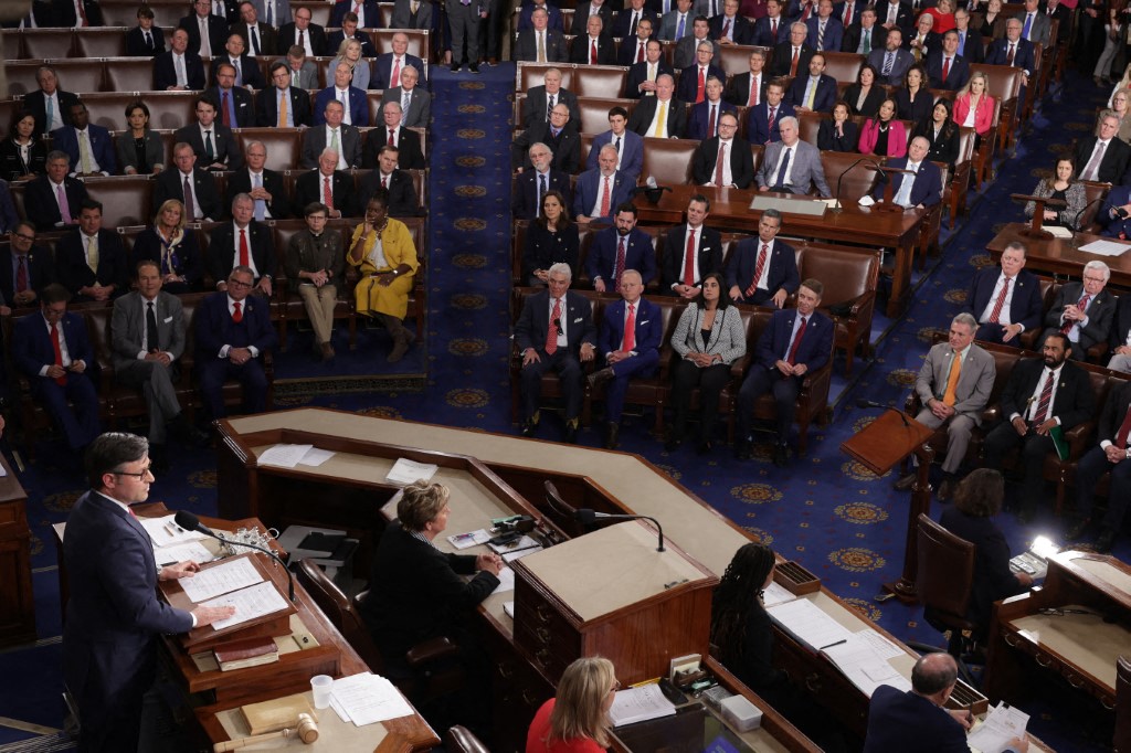 Lawmakers clash over bill to avoid US government shutdown