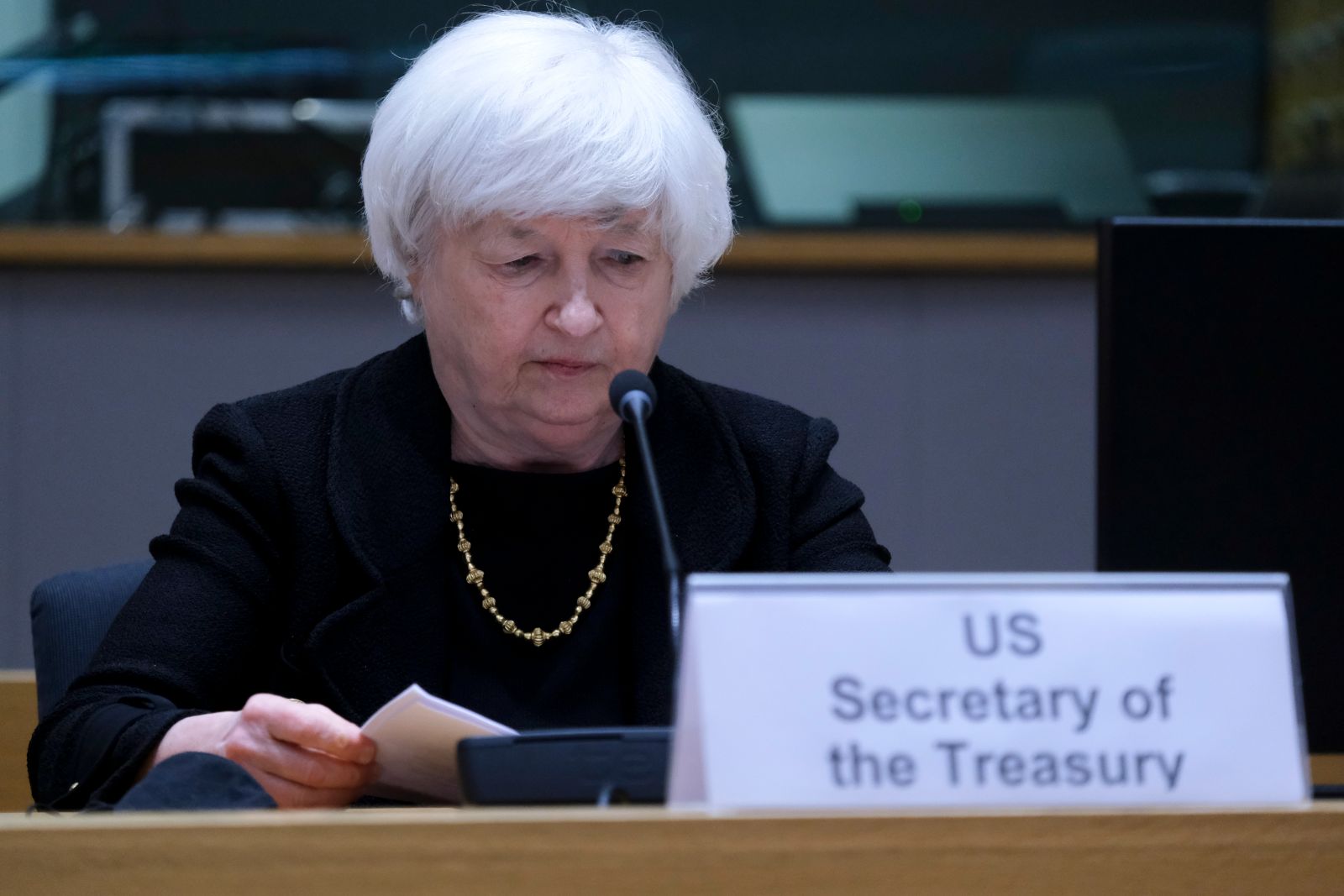 Outrage over Fitch Ratings downgrade of US credit rating