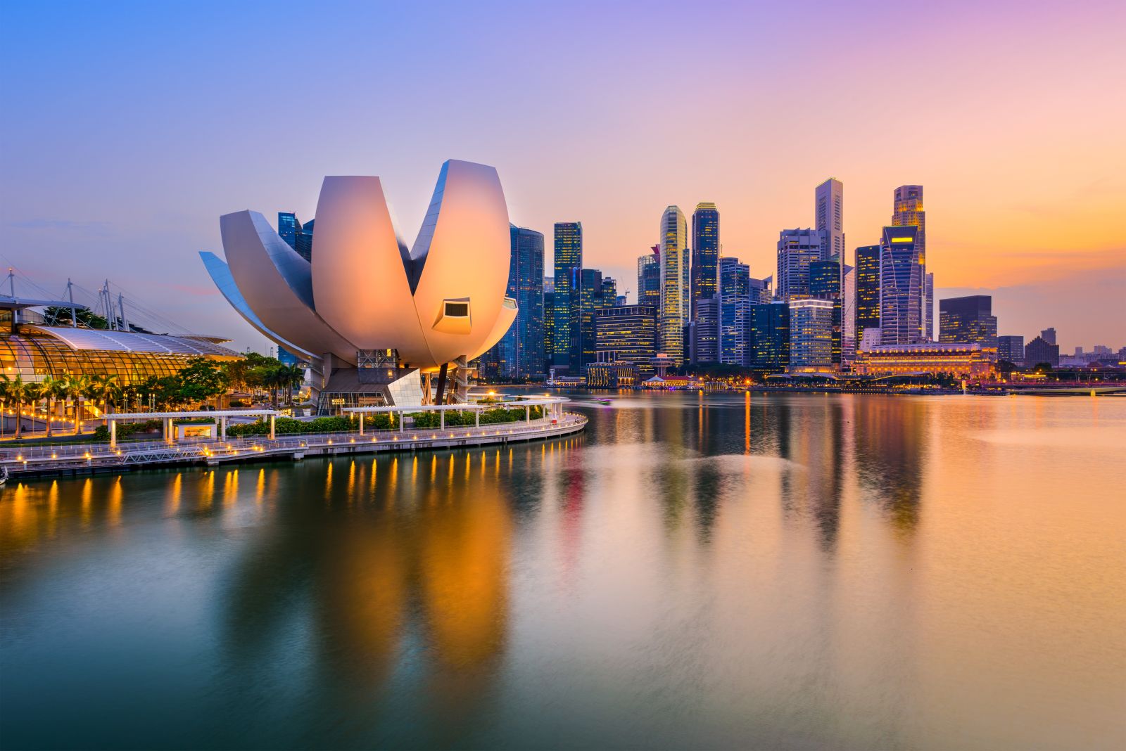 10 Richest countries in the world, including 2 Arab countries
