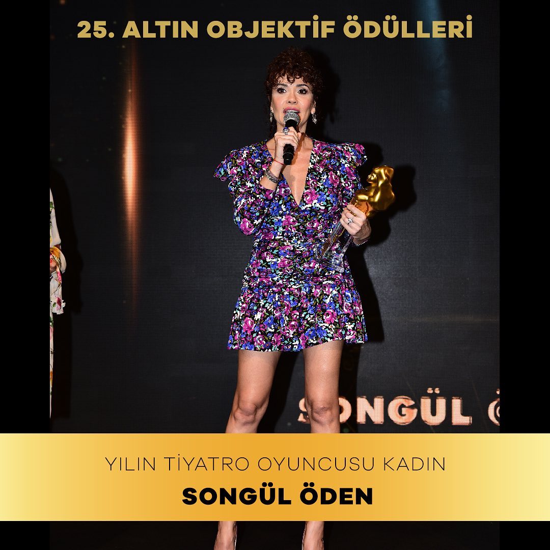 Songül Öden Yılın Tiyatro Oyuncusu Kadın Altın Altın Objektif Ödülleri Golden Lens Awards