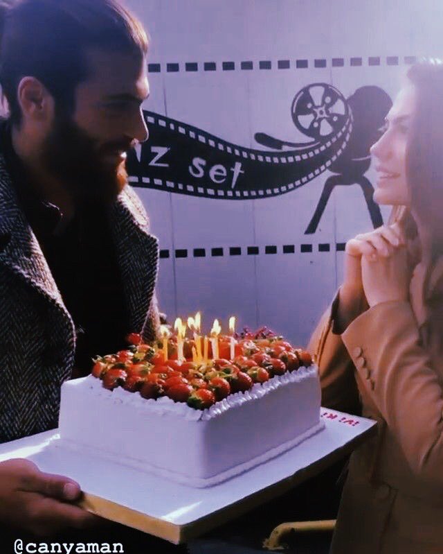 Can Yaman'ın 32. Doğum Günü Birthday Diletta Leotta IGNORES him onu görmezden geliyor