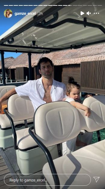 "Hande Erçel's Sister Gamze Erçel kız kardeş Maldives Caner Yıldırım Aylin Mavi Yıldırım "