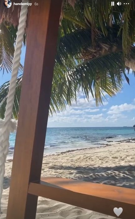 Hande Erçel HanKer Kerem Bürsin Maldives