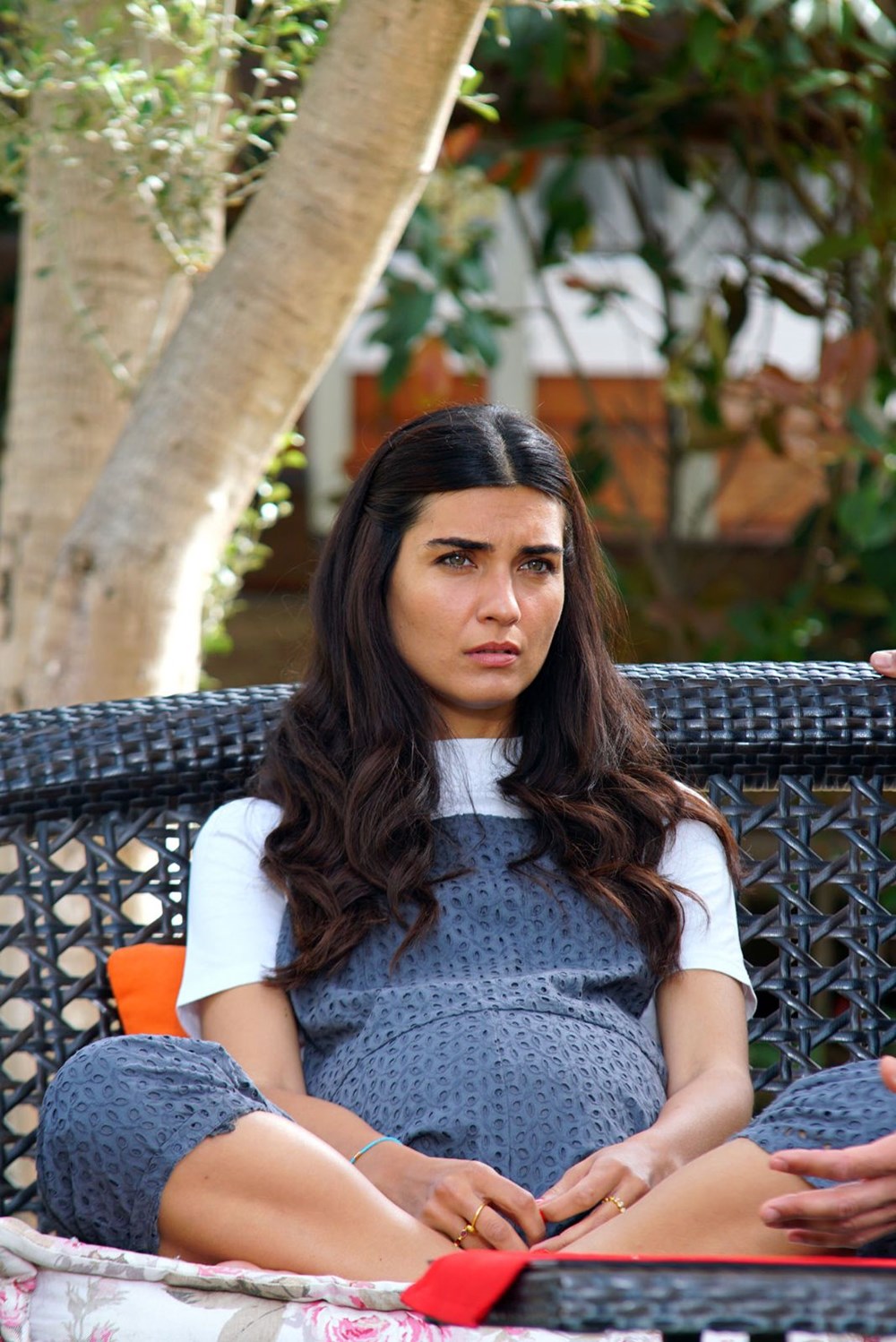 "Tuba Büyüküstün Sefirin Kızı son bölüm Engin Akyürek Neslihan Atagül Nare Sancar Mavi final episode"