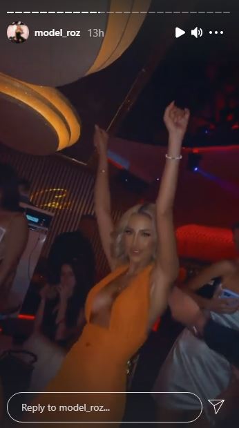 model roz saudi nipples boobs half naked