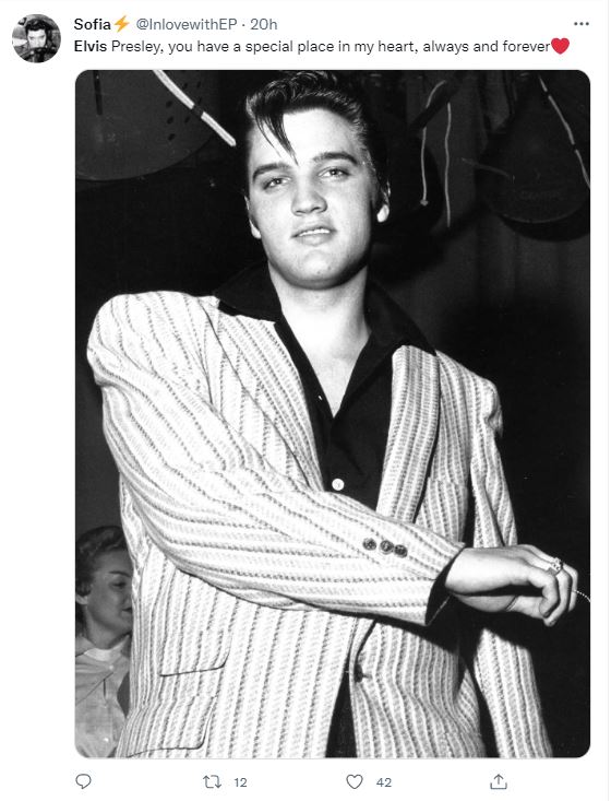 Elvis Presley 