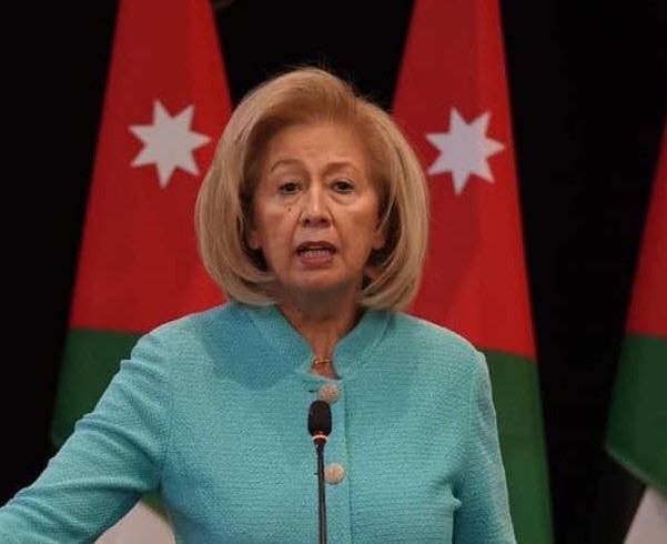 ""وزيرة الثقافة الاردنية هيفاء النجار