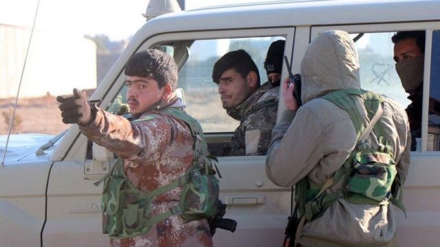 ""القوات الكردية تتريث في اقتحام سجن غويران