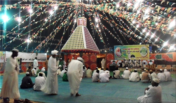 ""من احتفالات المولد النبوي