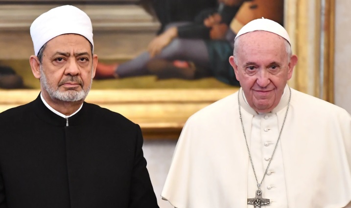 ""البابا فرنسيس والإمام الأكبر شيخ الأزهر أحمد الطيب