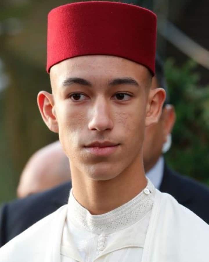 "ولي عهد المغرب الأمير مولاي الحسن"