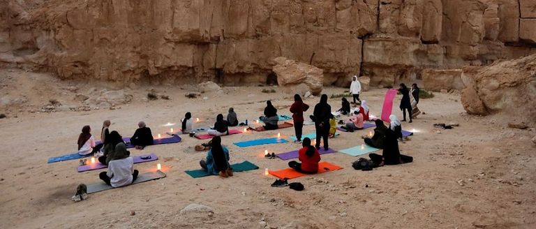 أول مهرجان لليوغا في السعودية