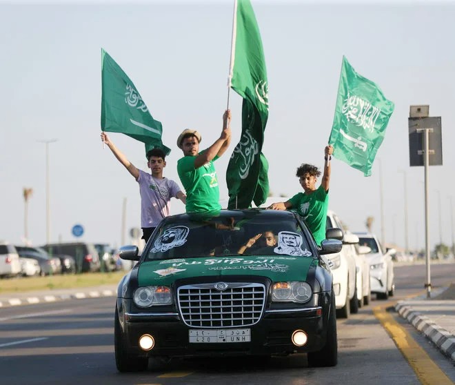 عروض اليوم الوطني 92
