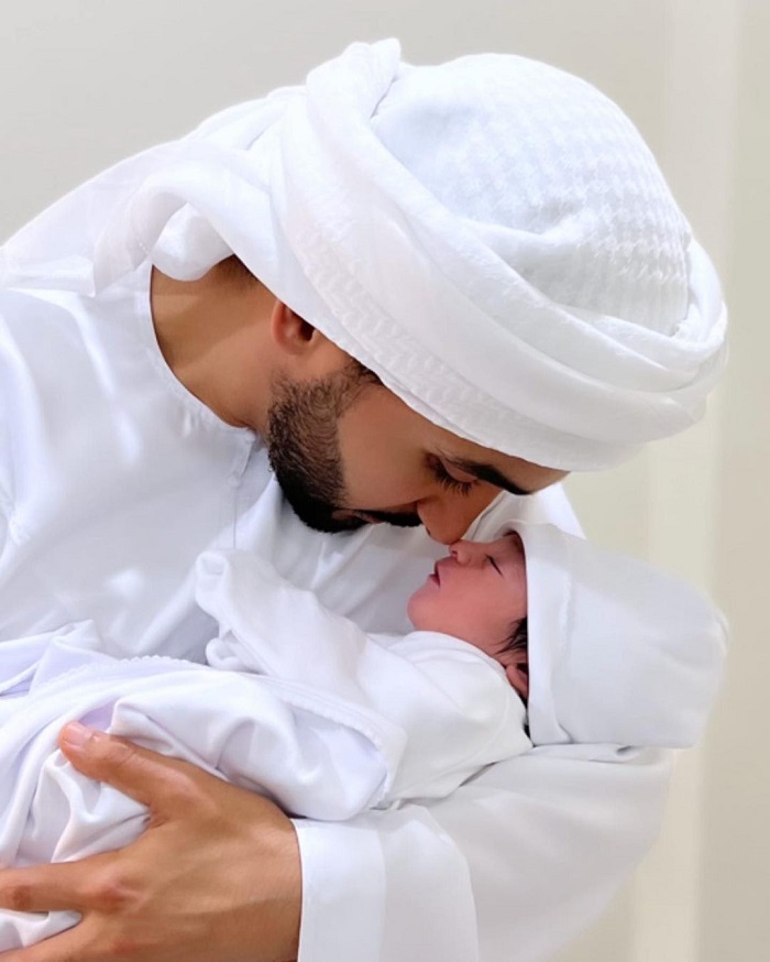 الشيخ مكتوم بن حمد يرزق بمولوده الأول