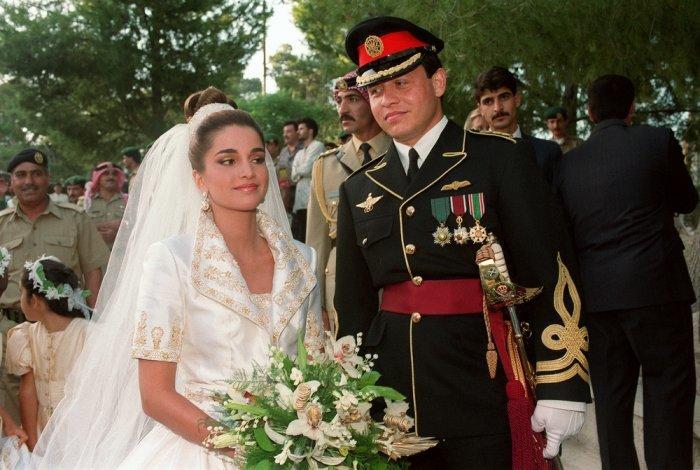 فستان زفاف الملكة رانيا