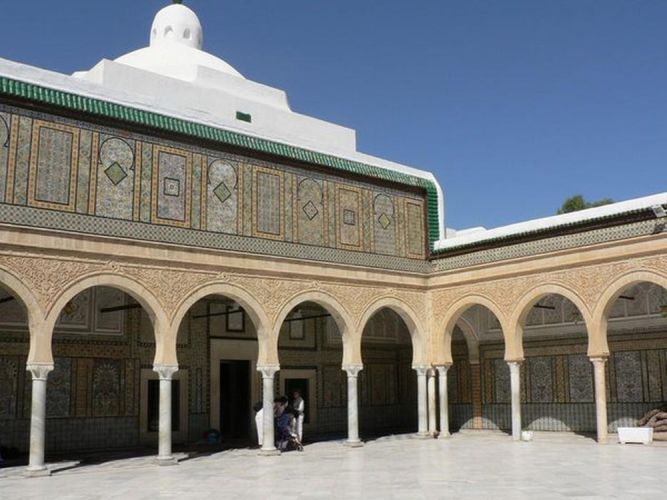 "مقام الصحابي أبي زمعة البلوي"