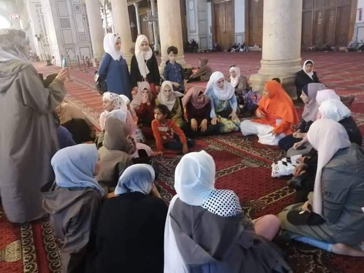 "ممارسات بوذية داخل الجامع الأموي"