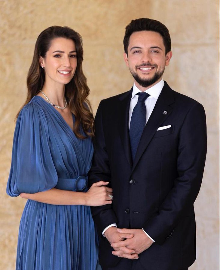 "الأمير الحسين بن عبدالله والآنسة رجوة آل سيف"