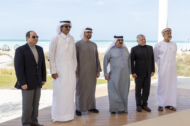 "القمة السداسية في أبو ظبي"