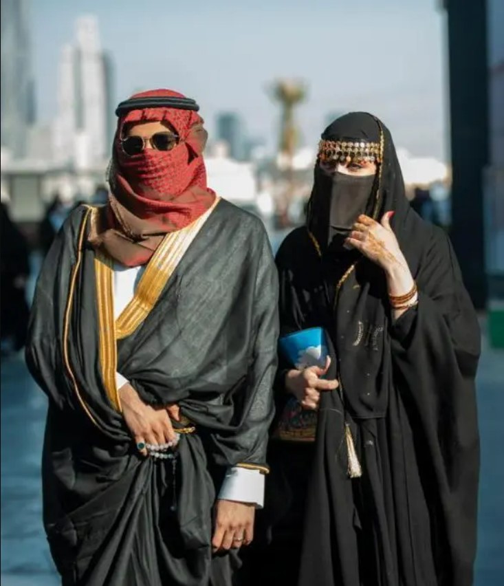 "ازياء يوم التأسيس السعودي"