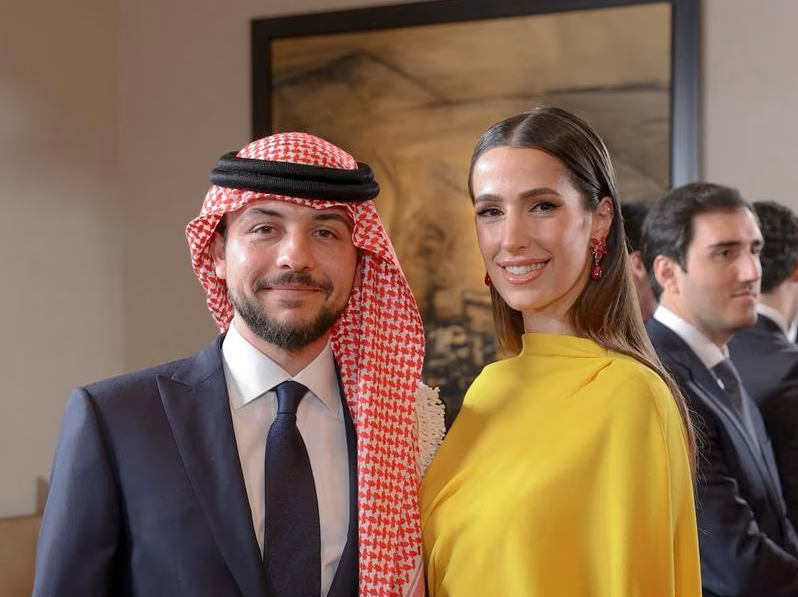 "الأمير الحسين مع الآنسة رجوة آل سيف"