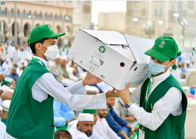 "المسجد الحرام شهر رمضان المبارك"