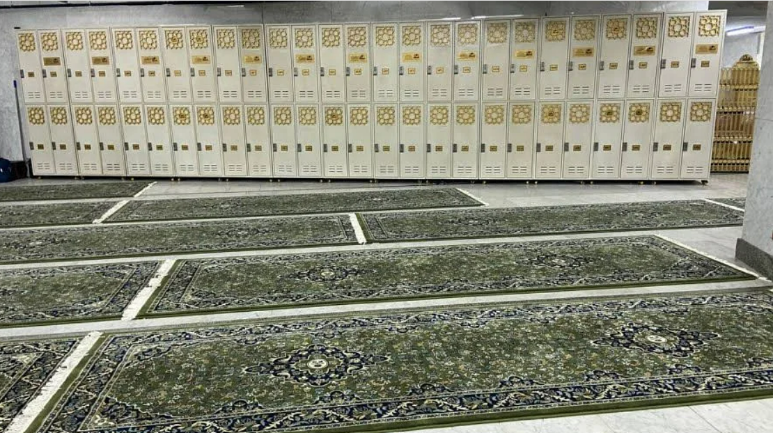 "الاعتكاف في المسجد الحرام"