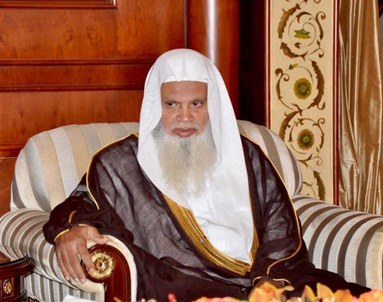 علي الحذيفي