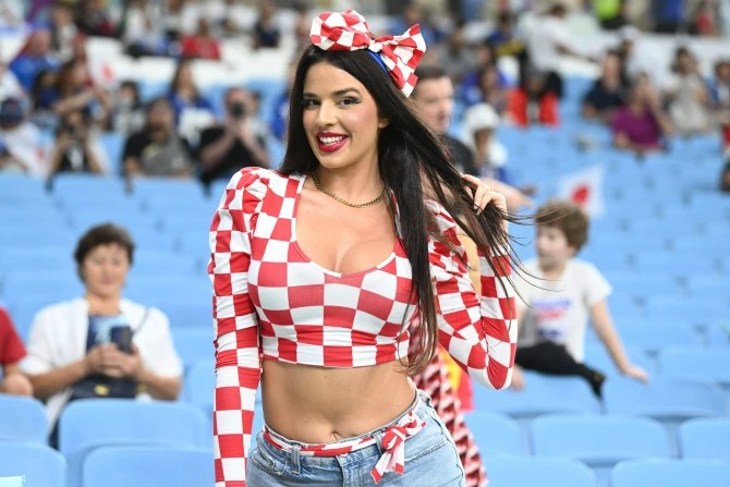 "إيفانا نول"