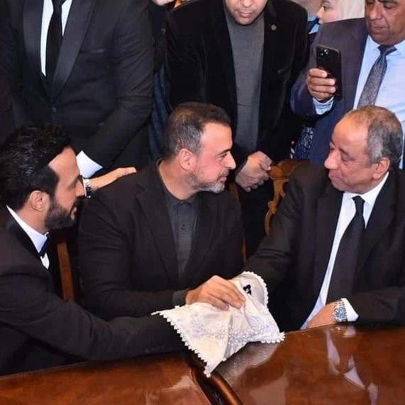 "مصطفى حسني في حفل زفاف أحمد عصام"