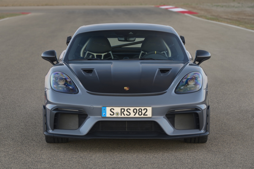 بورش 718 كايمن GT4 RS