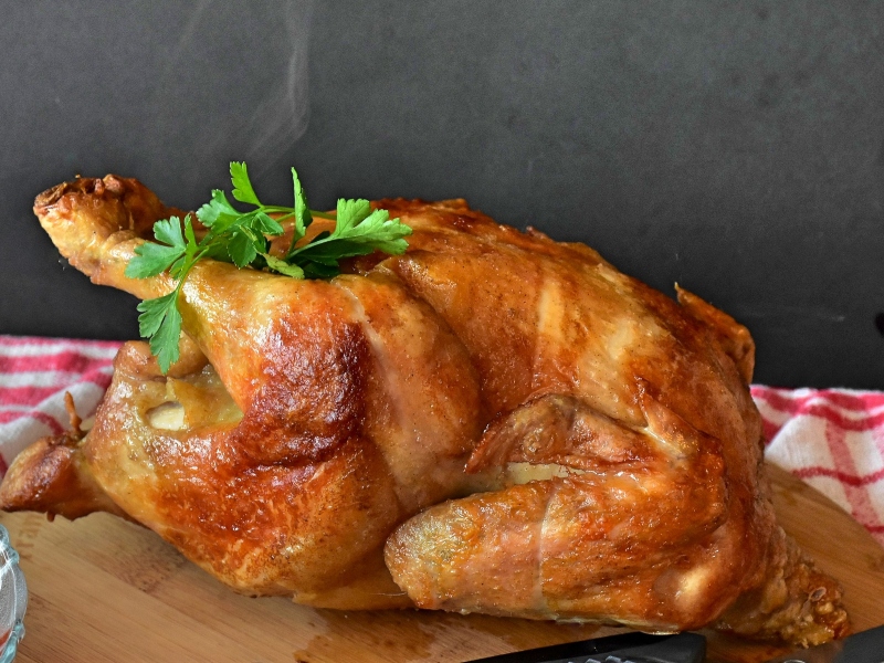 وصفات احتفالية: دجاج مشوي بالفرن مع الخضار
