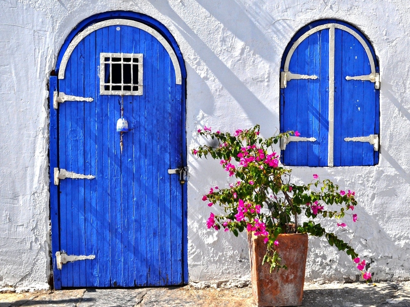 ماذا يقول لون باب مدخلك عن شخصيتك وفقاً لفنغ شوي 