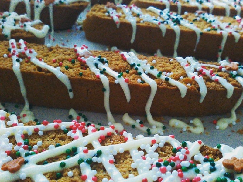 أطباق احتفالية: بسكوتي الزنجبيل