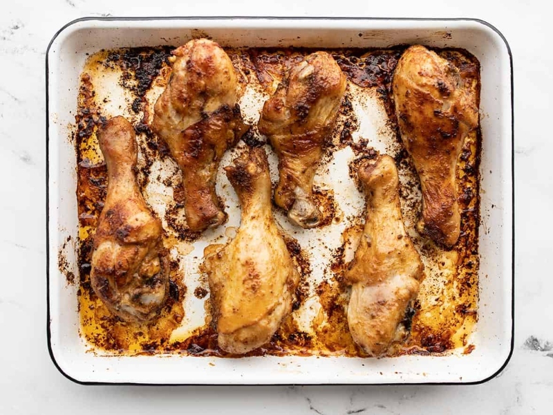 أفخاذ الدجاج المخبوزة بالفرن