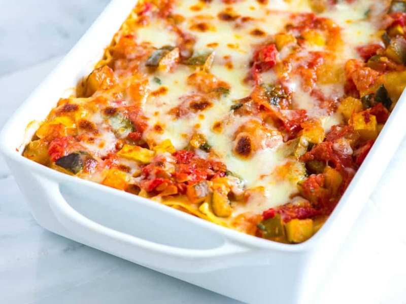 لازانيا بالسبانخ والجبن النباتي