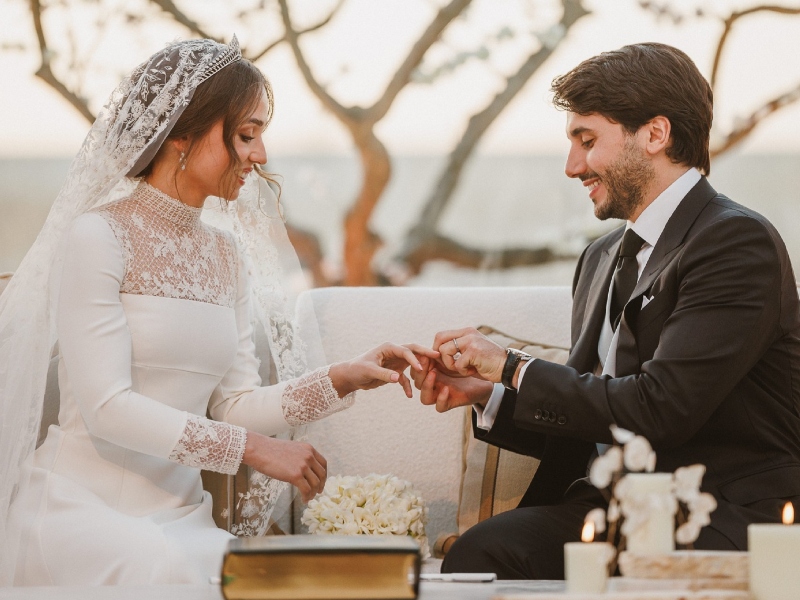 لحظات مميزة في حفل زفاف الأميرة إيمان بنت عبدالله