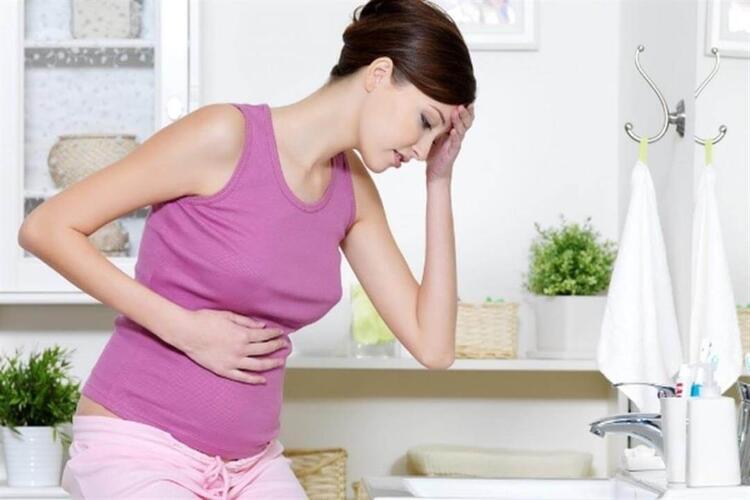 أعراض الحمل التي تصيب الجسم والبشرة