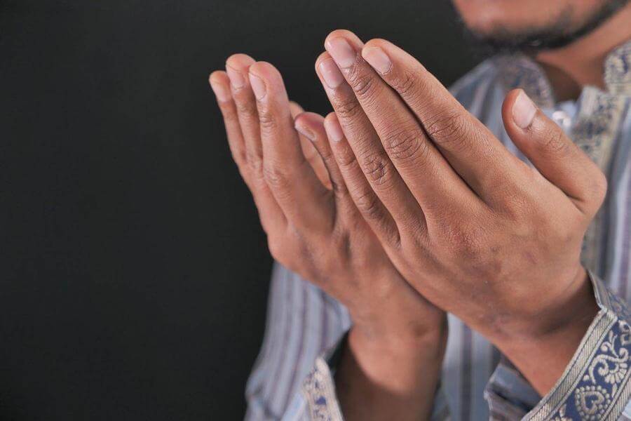 دعاء تحصين النفس والأهل من العين والحسد