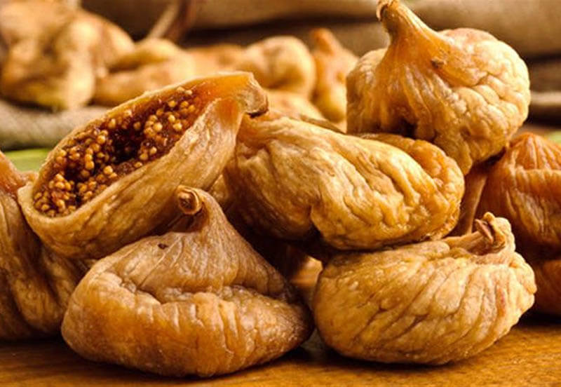 فوائد التين المجفف مع زيت الزيتون قبل النوم