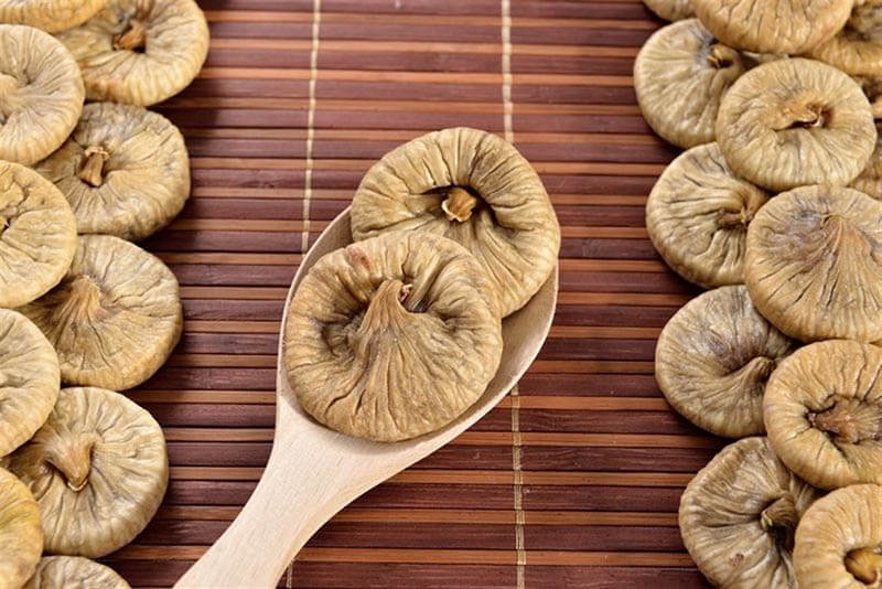 فوائد التين المجفف مع زيت الزيتون للحامل