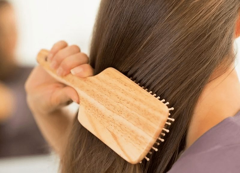 فوائد زيت اللوز الحلو للشعر على حسب نوعه