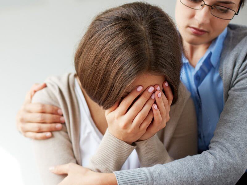 كيف يستطيع الأطباء معرفة ما إذا كانت المرأة في سن اليأس؟