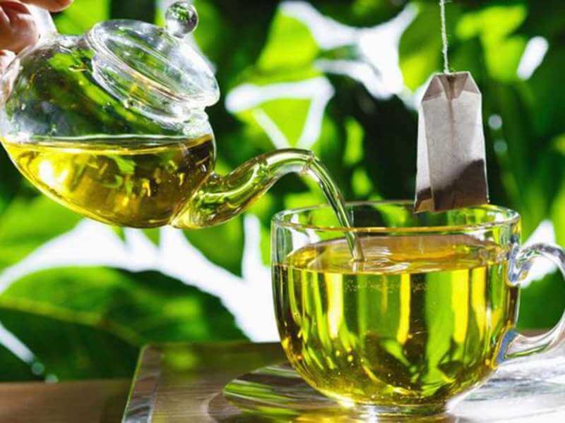 مستخلصات عشبية طبيعية تساعد في تخفيف الأعراض المزعجة لسن اليأس