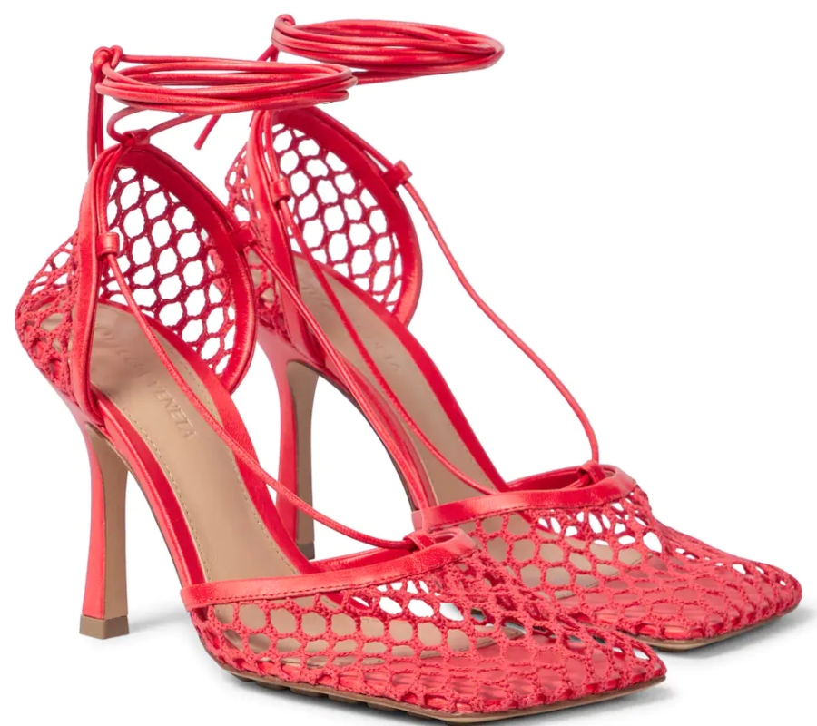 صنادل البوز المربع