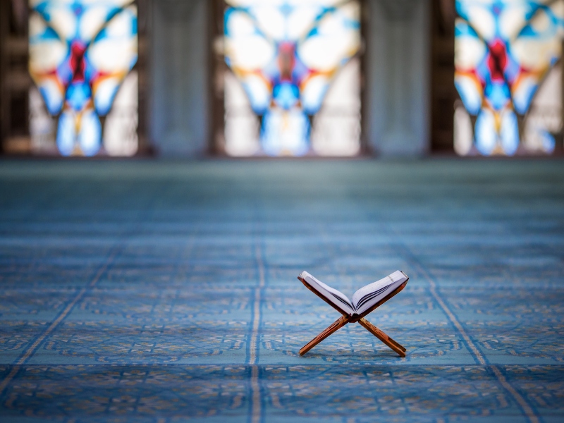 الدعاء للميت من الكتاب والسنة
