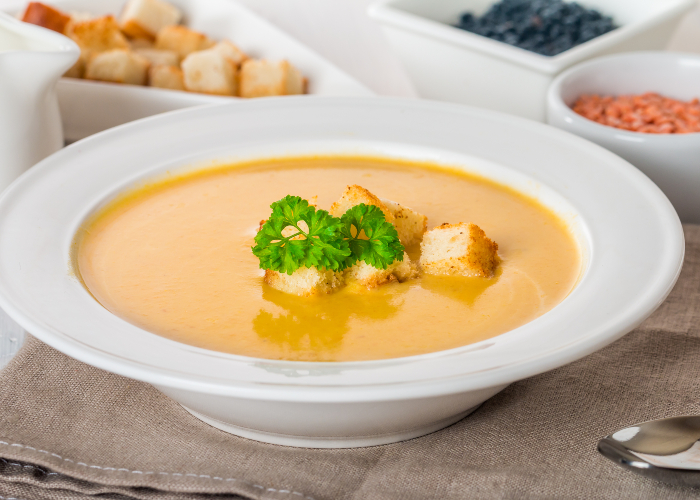 شوربة العدس