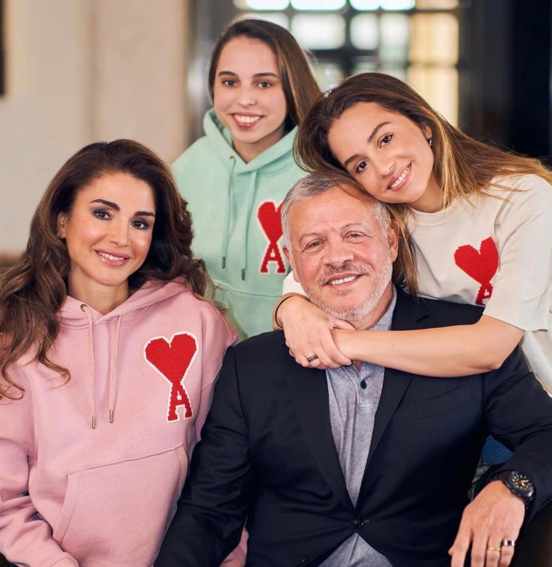 الأميرة إيمان بنت عبدالله باللون الأبيض… أجمل الإطلالات 