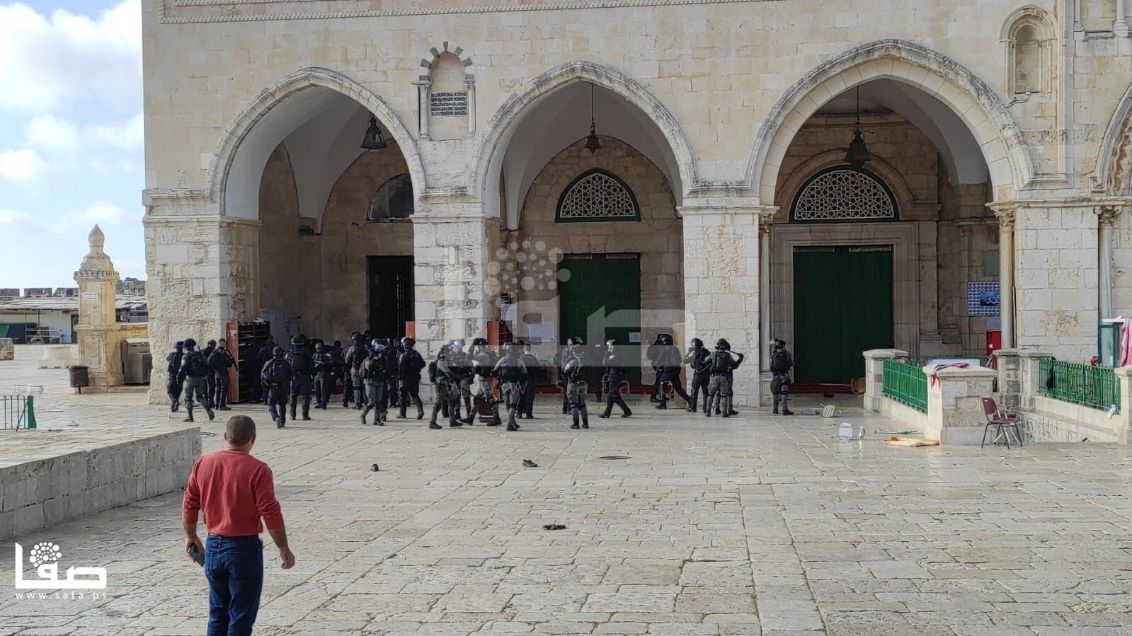 اقتحام المسجد الأقصى