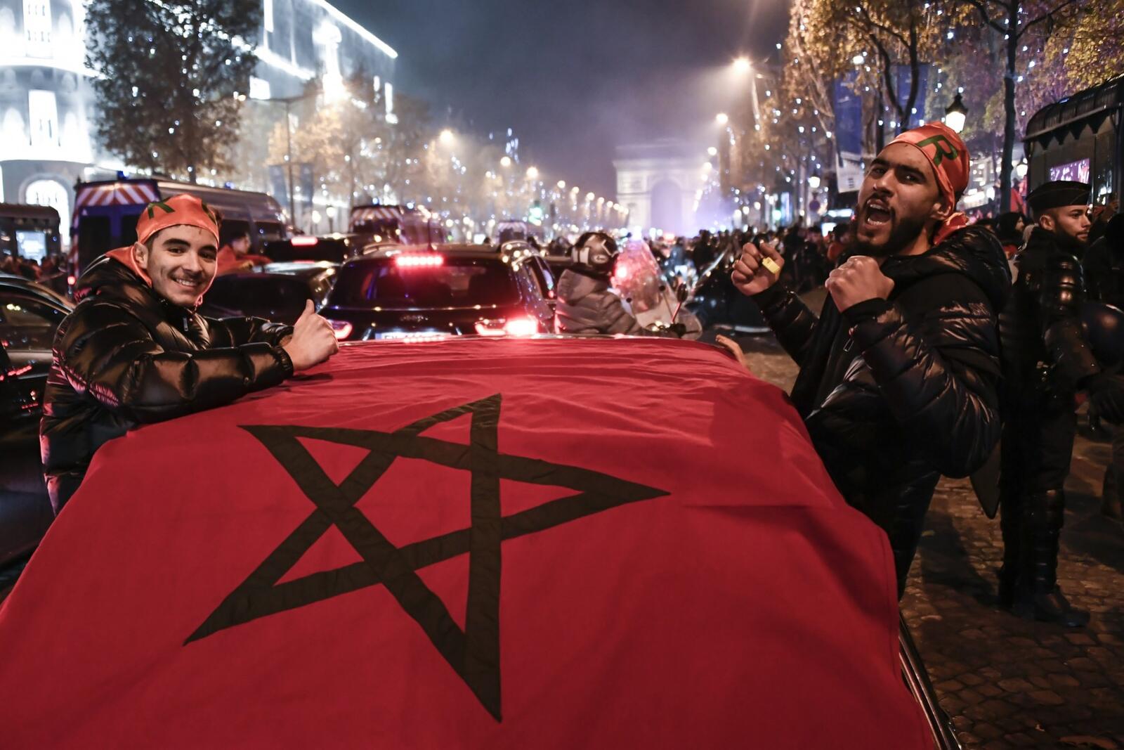 مشجعون مغاربة في باريس